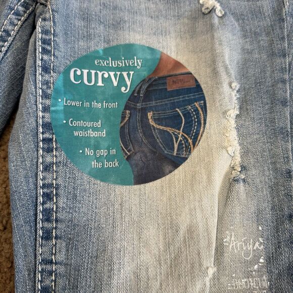 Ariya Jeans Womens 7 Short/Flare Flap Pockets Exclusively Curvy Denim NWT Grunge - Picture 2 of 13